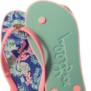 Lily Pulitzer flip flops